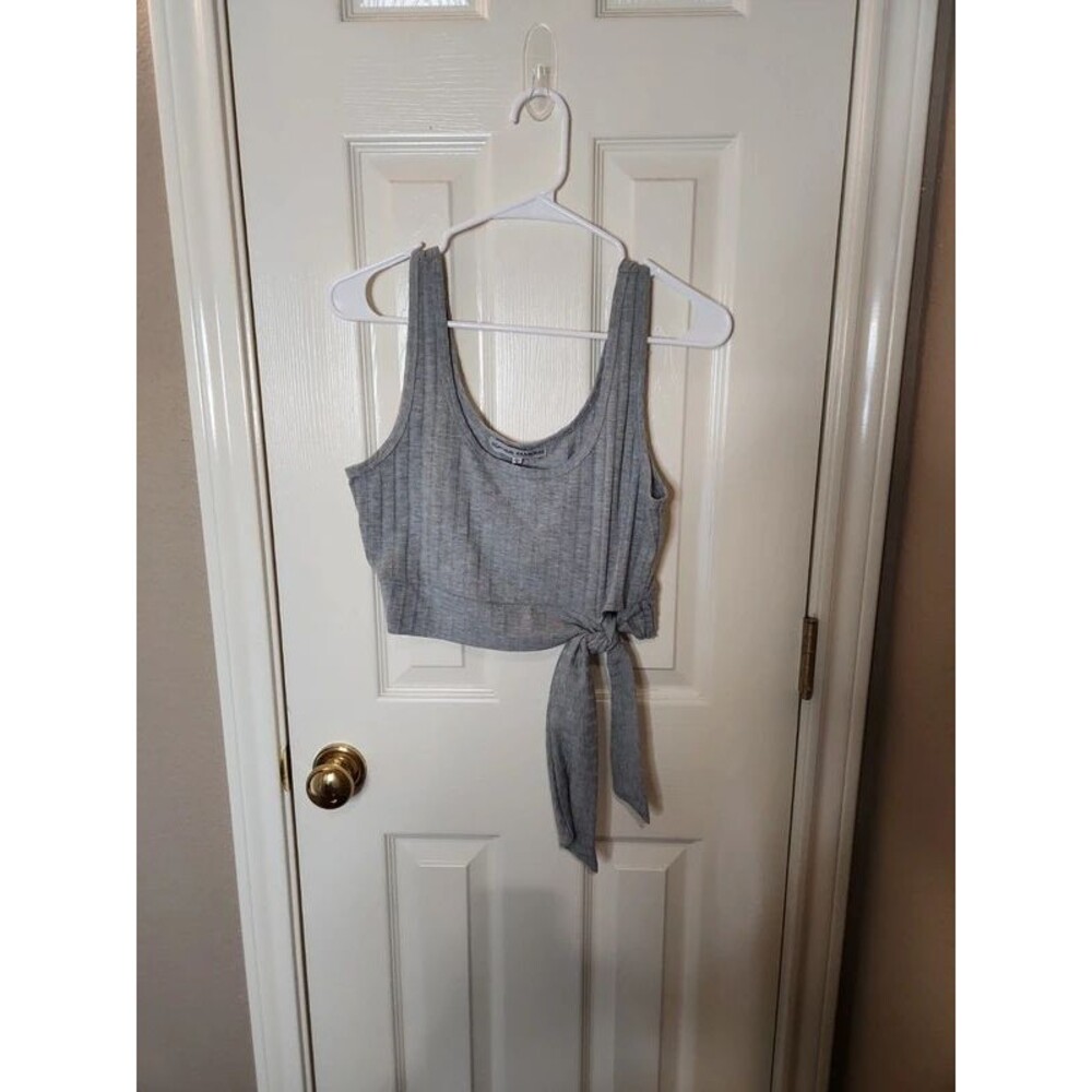 Almost Famous cropped tank